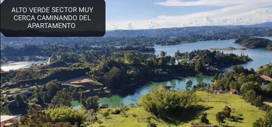 Guatape Apartamento Vista Al Embalse Eksteriør billede