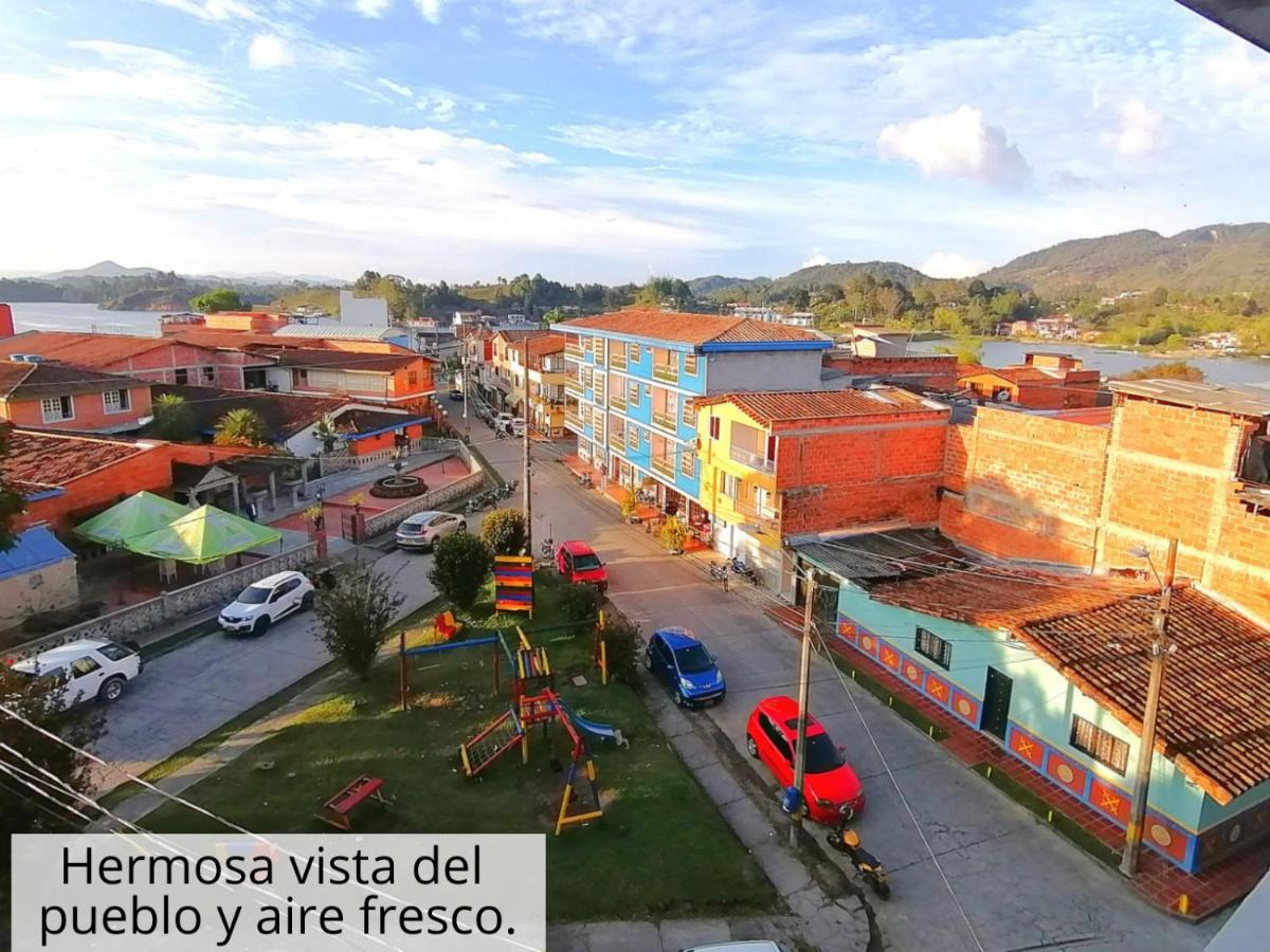 Guatape Apartamento Vista Al Embalse Eksteriør billede